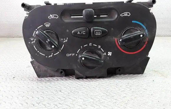 Peugeot 206 Climate control unit