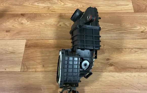 Volkswagen Golf V Air intake duct part 03C145755J 4010349C