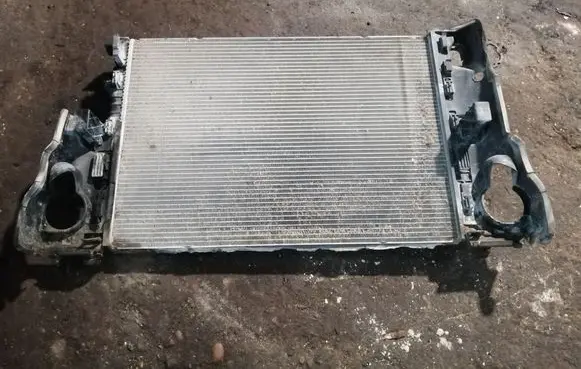 Volvo S80 Coolant radiator