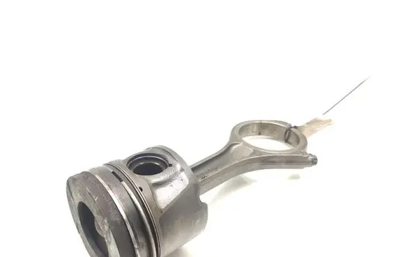 Land Rover Discovery 3 - LR3 Piston with connecting rod 276DT