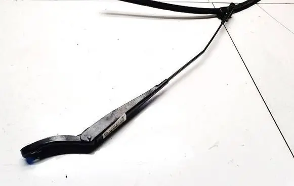 Peugeot 207 Front wiper blade arm a7dagcc