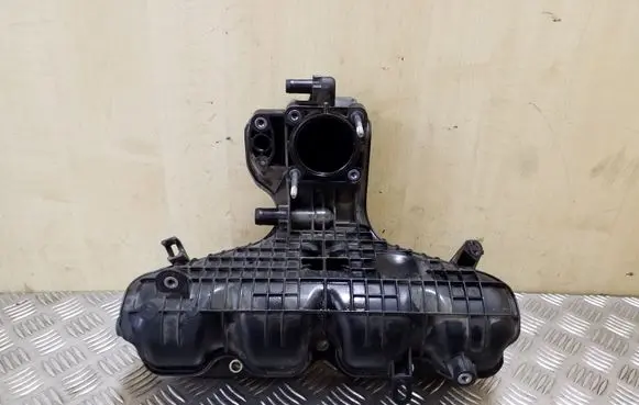 Lexus CT 200H Intake manifold 1712037050