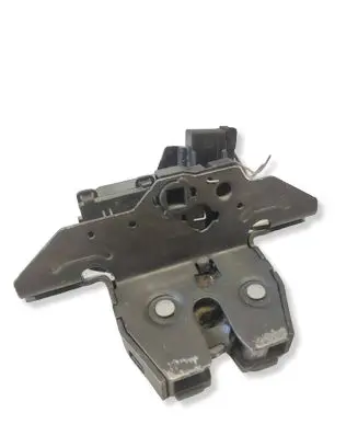 Opel Astra J Tailgate/trunk/boot lock/catch/latch 13567646