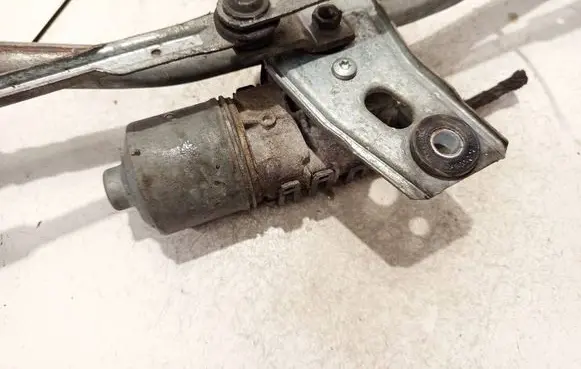 Opel Astra H Wiper motor 0390241538