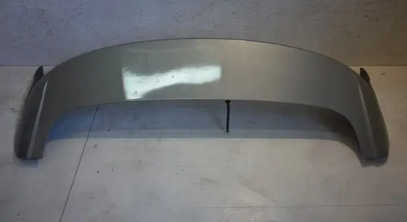 Tailgate/trunk spoiler