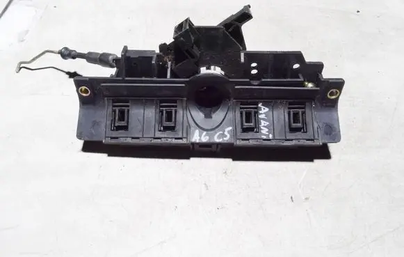 Audi A6 S6 C5 4B Tailgate exterior lock 8D9827565H 4B0827565H
