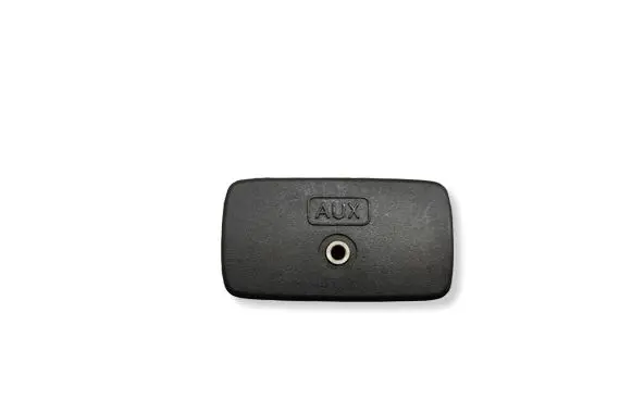 Subaru Legacy AUX in-socket connector 