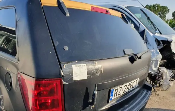 Jeep Grand Cherokee (WK) Tailgate/trunk/boot lid