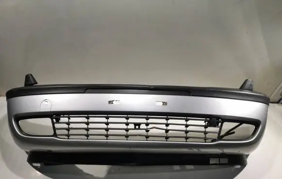 Opel Zafira A Front bumper