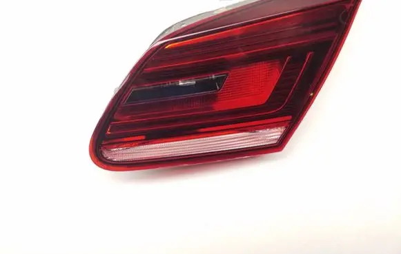 Volkswagen PASSAT CC Tailgate rear/tail lights 3C8945308P