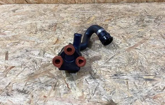 Porsche Macan (95B) Coolant heater control valve 95b819332g 06h121601m