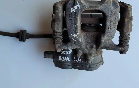 Fiat 500X Rear brake caliper 32353471C