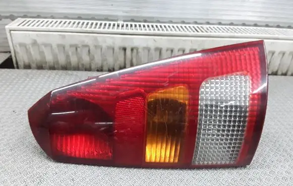 Ford Focus Rear/tail lights XS4X13N004