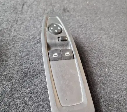 BMW 2 F22 F23 Electric window control switch 9226265
