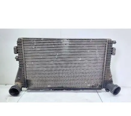 Volkswagen PASSAT B6 Intercooler radiator 1K0145927