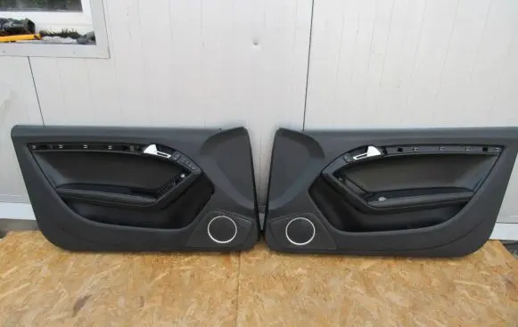 Audi A5 8T 8F Front door card panel trim 8T1867106