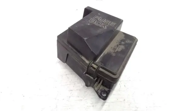 Mazda Premacy Fuse module