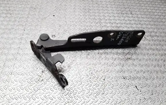 Nissan Terrano Engine bonnet/hood hinges