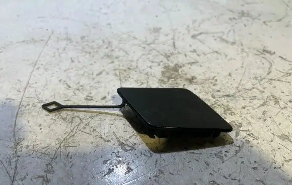 BMW 5 F10 F11 Front tow hook cap/cover 7332838