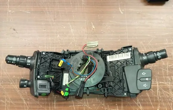 Renault Scenic II - Grand scenic II Wiper turn signal indicator stalk/switch 61880052 770106039930d4
