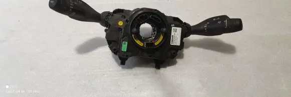 Wiper turn signal indicator stalk/switch