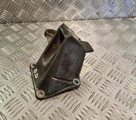 Audi A6 S6 C4 4A Gearbox mounting bracket 4A0399114G