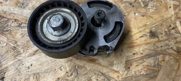 Peugeot Partner Generator/alternator belt tensioner