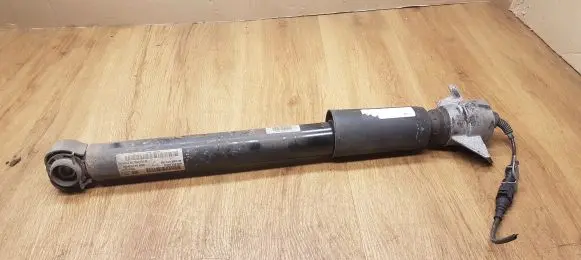 Porsche Macan (95B) Rear shock absorber/damper 95B513035G