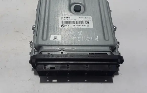 BMW 5 F10 F11 Engine control unit/module 8510643