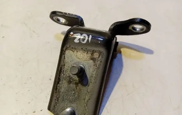 Toyota Yaris Front door upper hinge