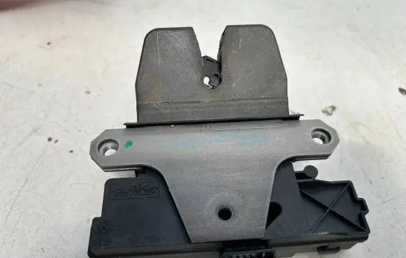 Ford Focus C-MAX Tailgate lock latch 3M51R442A66CA 222605