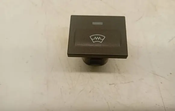 Ford Focus C-MAX Windscreen/window heater switch 