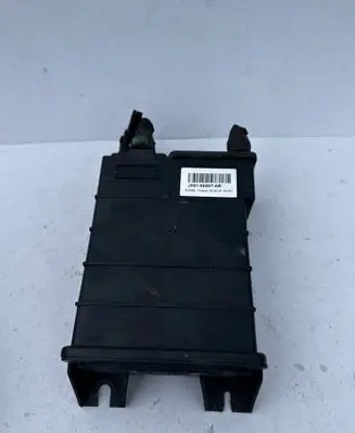 Active carbon filter fuel vapour canister