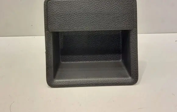 Volkswagen Jetta VI Other interior part 5C6863383
