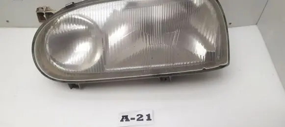 Volkswagen Golf III Headlight/headlamp 13917300L