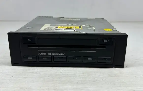 Audi A4 S4 B7 8E 8H CD/DVD changer 8E0035111D AUZ5ZAE2025554 CXCA1492G