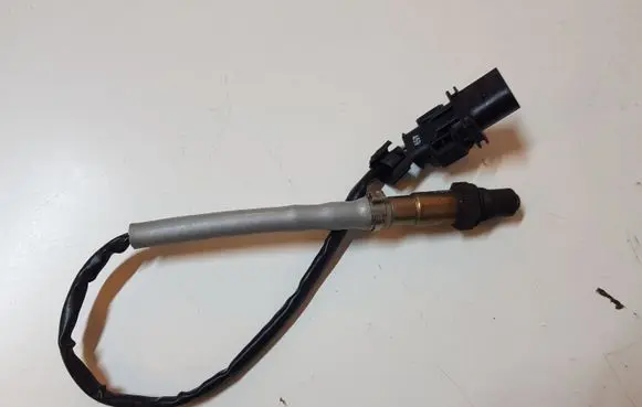 Volkswagen Tiguan Lambda probe sensor 06J906262M 1928404687