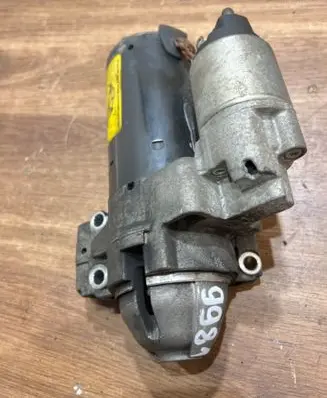 BMW 3 E90 E91 Starter motor 8506657 20110423 0001148010