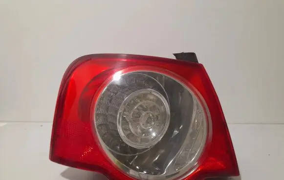 Volkswagen PASSAT B6 Rear/tail lights