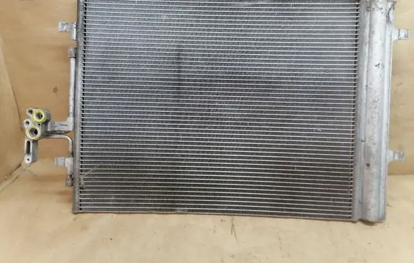 A/C cooling radiator (condenser)