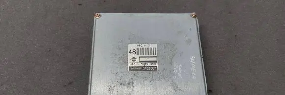 Nissan Primera Engine control unit/module MEC11100