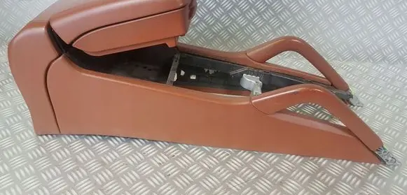 Porsche Cayenne (9PA) Center console