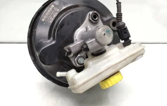 Audi A4 S4 B7 8E 8H Brake booster 8E0612105AB 8e0611301g