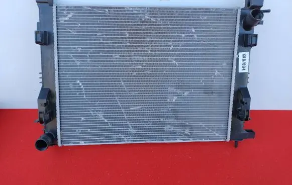 Renault Clio IV Coolant radiator 214100055R