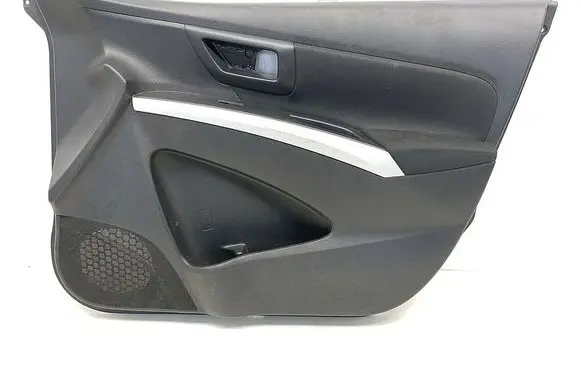 Suzuki SX4 S-Cross Front door card panel trim