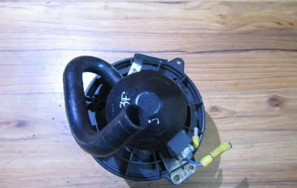 Mazda 323 F Heater fan/blower hb111rc1me csm1240-02