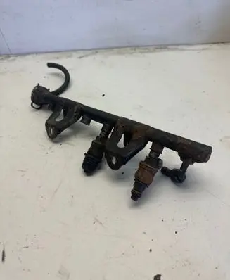 Fuel injector