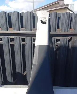 (B) pillar trim (top)