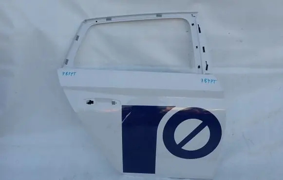Skoda Fabia Mk4 (6VA) Rear door