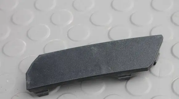 Hyundai i20 (BC3 BI3) Front bumper splitter molding 86582-Q0FA0 86582Q0FA0
